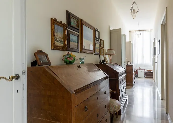 Italy Prestigious Bed & Breakfast