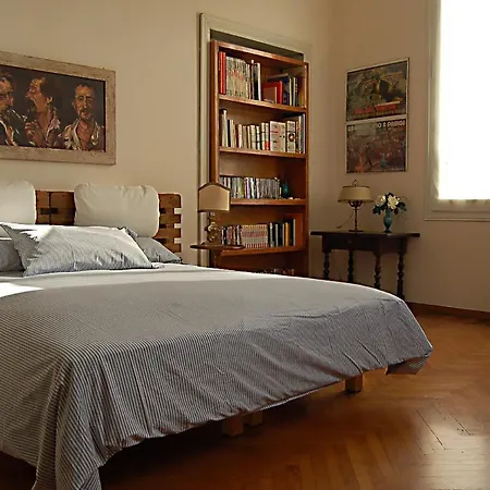 Italy Prestigious Boloňa