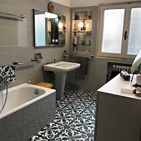 Italy Prestigious Bed and Breakfast