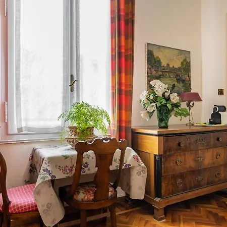 Italy Prestigious Bed & Breakfast