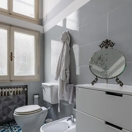 Italy Prestigious Bed and Breakfast 3*